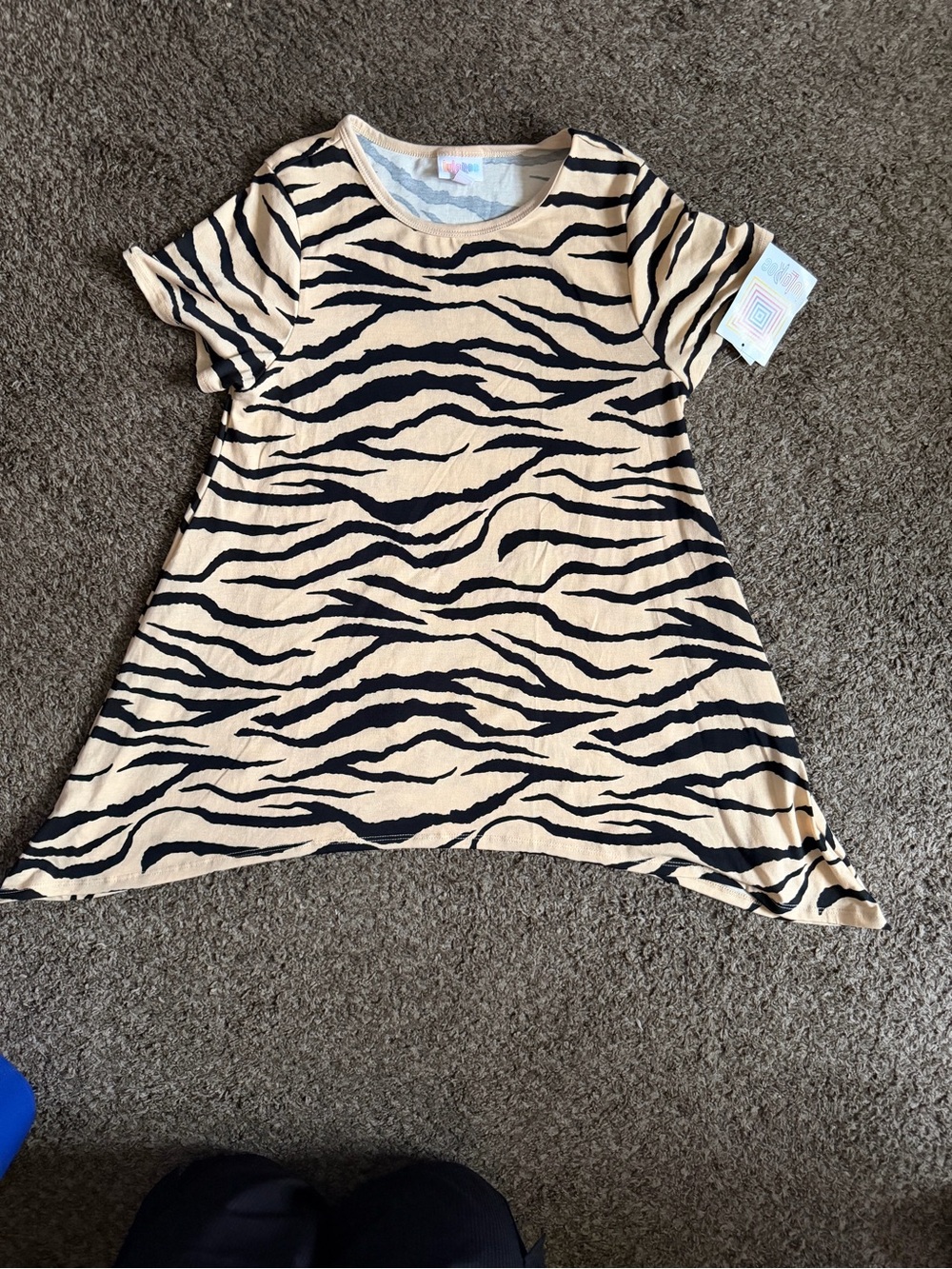 LuLaRoe Zebra-Print Long Sleeve Tee - Beige & Black